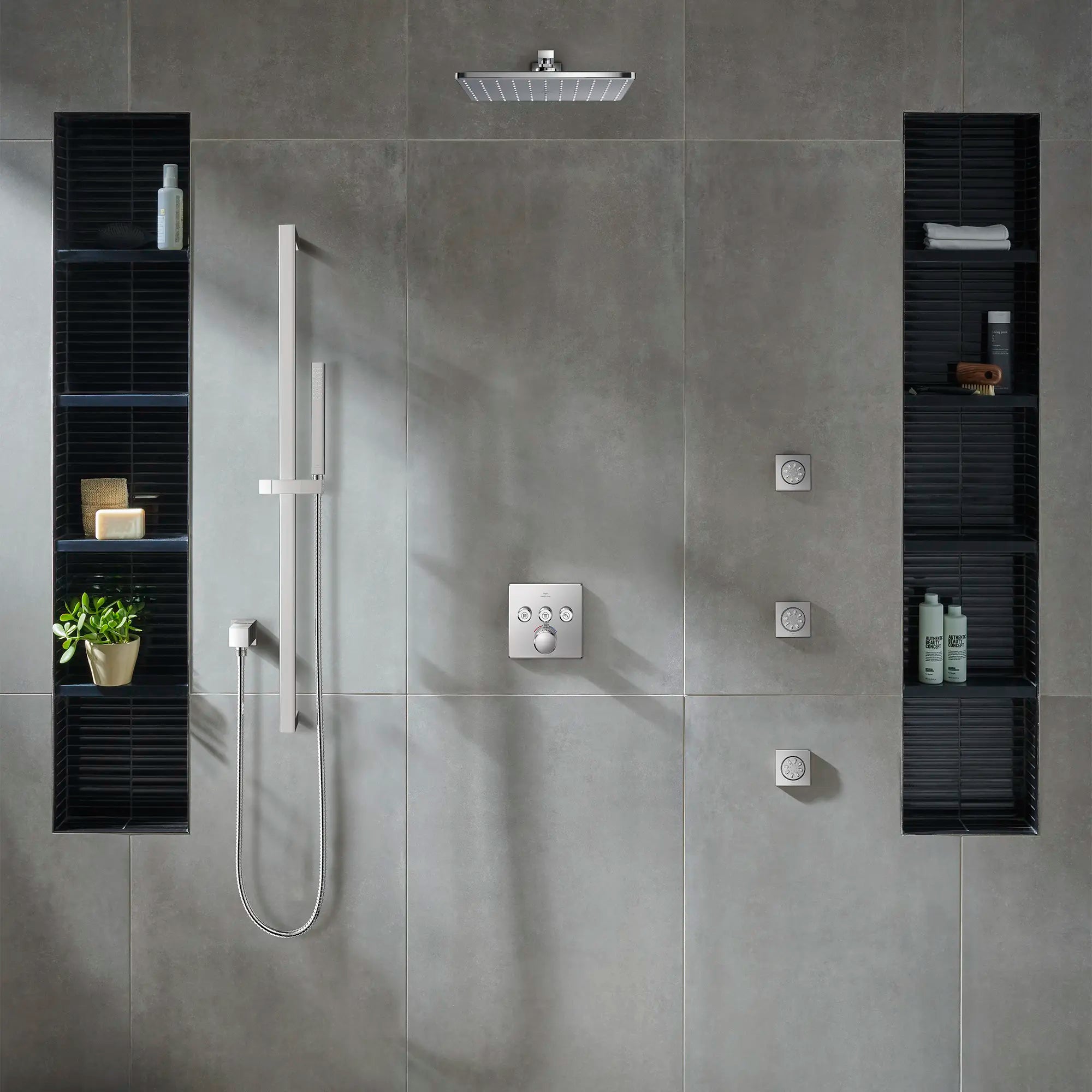 Euphoria Cube+ Stick Hand Shower - 1 Spray, 1.75 GPM (6.6 L/min) // GROHE CHROME // 233670_Grohtherm_EnvironmentCloseUp_27710000_26867000_29142000_26845000_0001_Nov2023_CDNwebp.webp