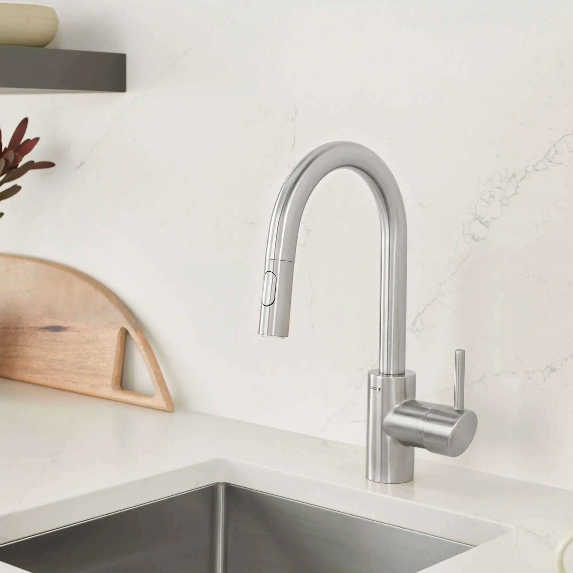 Concetto Single-Handle Pull Down Bar Faucet 1.75 GPM (6.6 L/min) // Supersteel (Stainless Steel) // 71967_B-31479DC1_3_CDNwebp.webp